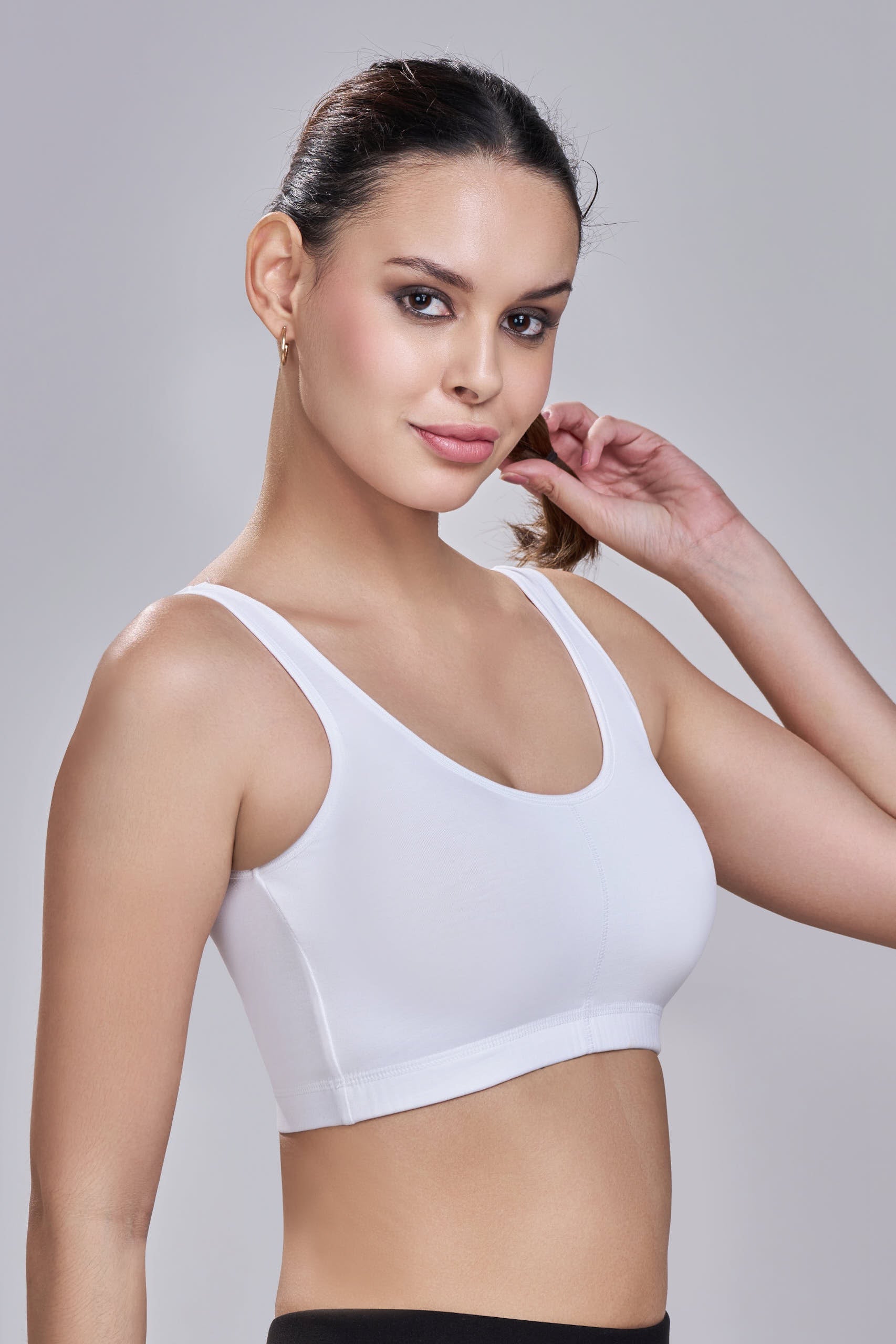 Sports Bra | Wide straps | Non-Padded | Beginner Friendly |Detachable pads | Fleximove